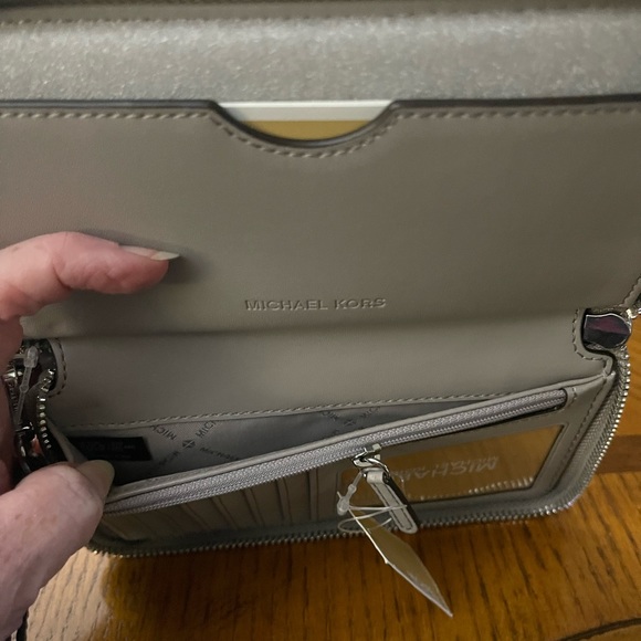 Michael Kors Fulton Phone Case/Wristlet 
Pebbled Leather - Picture 5 of 5